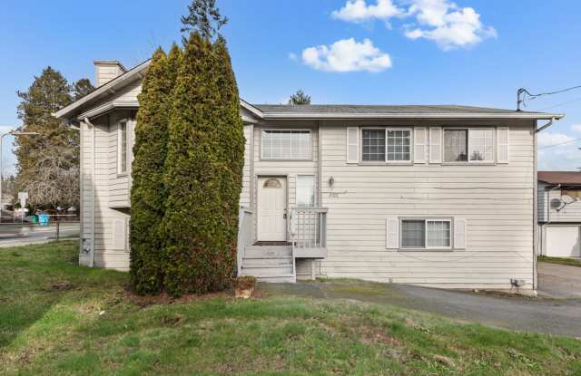 Newly remodel 4 bed 3 bath home in Shoreline photos photos