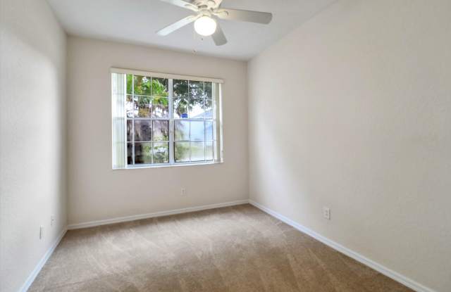533 Birkdale St Gallery 4