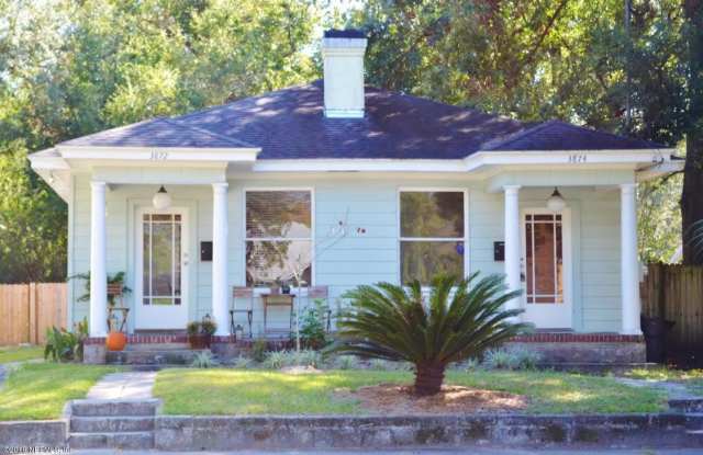 3872 HERSCHEL Street Gallery 1
