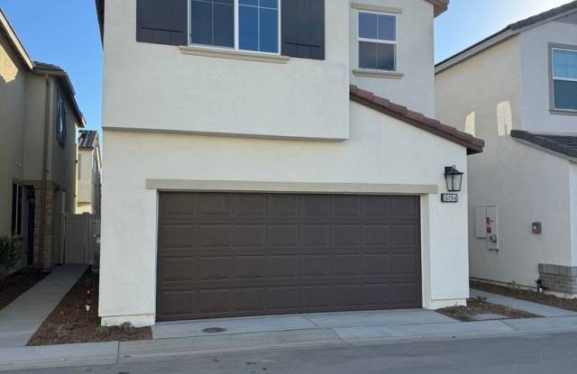 Beautiful Brand New Home photos photos Beautiful Brand New Home photos photos