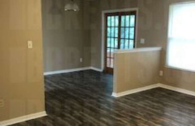 568 Whispering Pine Place, Gallery 4