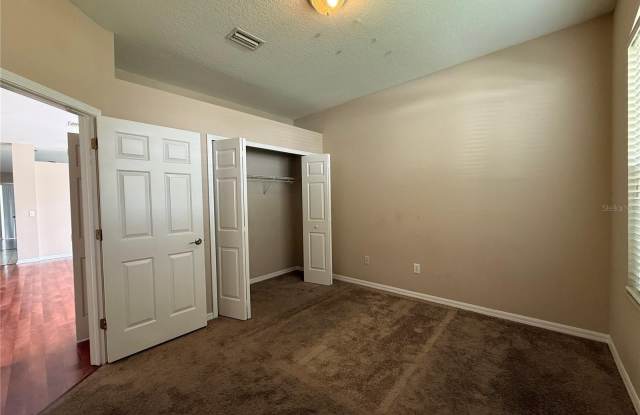 6520 BRIDGECREST Drive Gallery 4