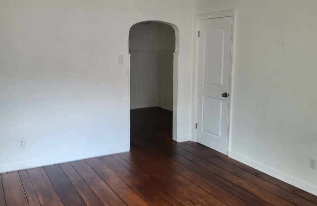 2802 Temple Avenue - 2802 Temple Avenue, Cincinnati, OH 45211