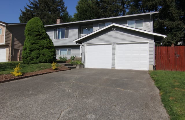17714 160th Ave SE - 17714 160th Avenue Southeast, Fairwood, WA 98058