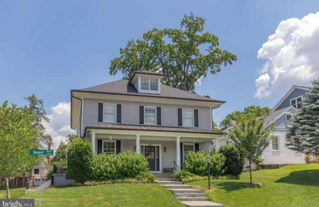 4917 BAYARD Boulevard Gallery 3