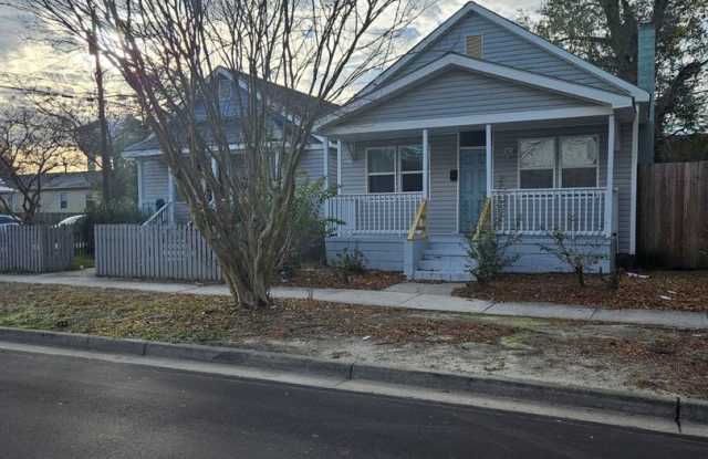 718 Queen Street, Wilmington, NC  3 bedroom | 1 bath photos photos