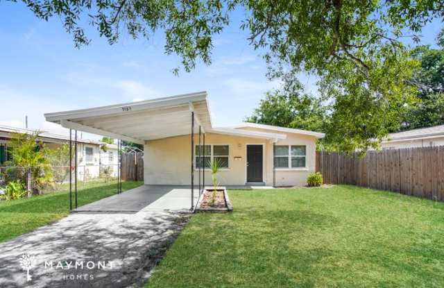 7127 32nd Avenue North photos photos