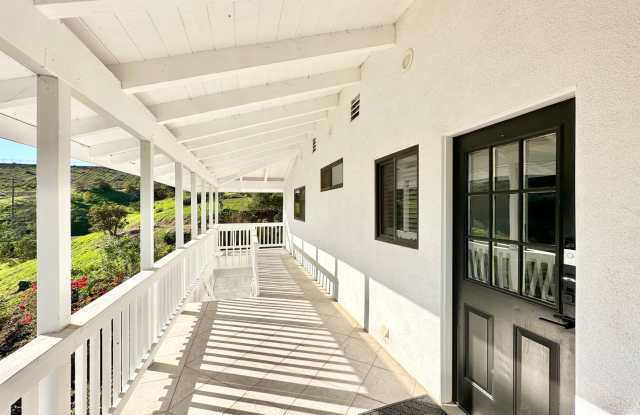 Beautiful, Shorter-Term, Fully Furnished Upstairs Guest Home, on Secluded Hilltop Property with Mountain Views in Fallbrook! - 2160 Puerto Del Mundo, San Diego County, CA 92028