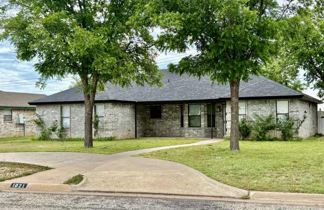 1021 Gregory Drive photos photos