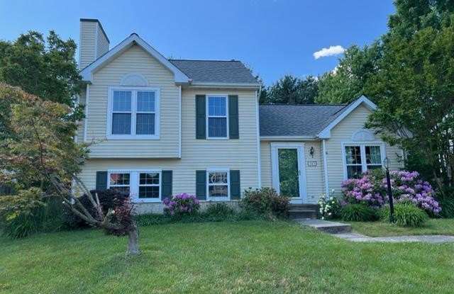 303 KINROSS Drive photos photos