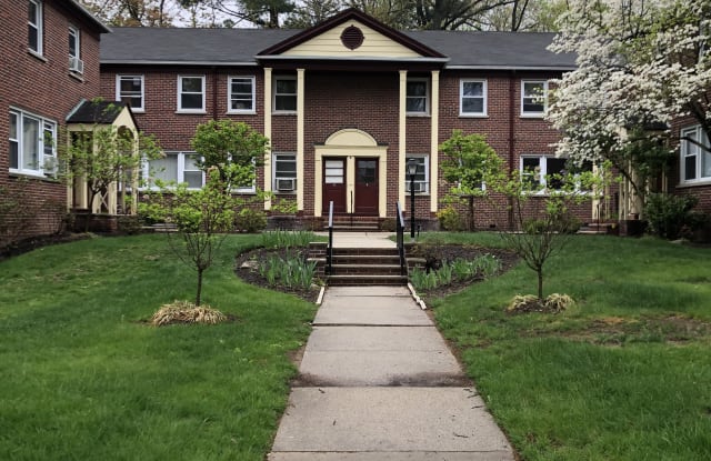 658 Valley Rd - 658 Valley Rd, Upper Montclair, NJ 07043