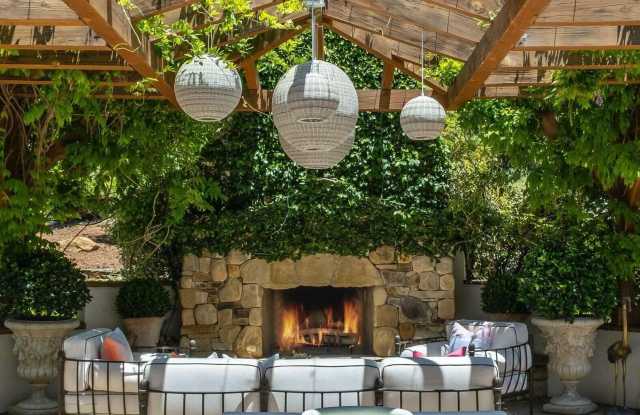 7110 Gobernador Canyon Road photos photos