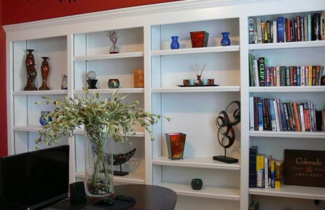 6825 Shannock Avenue Gallery 3