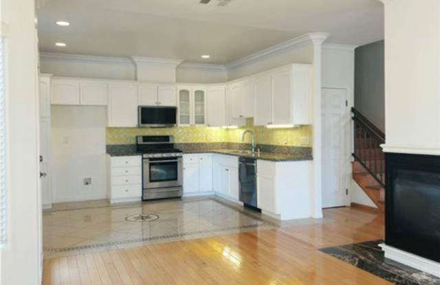 4516 Ramsdell Avenue Gallery 3