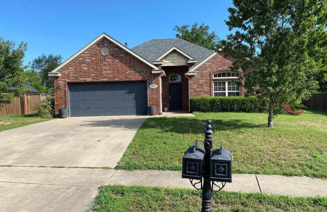 Available August 1st! Recently Updated 3-Bedroom, 2-Bathroom West Fayetteville Home photos photos