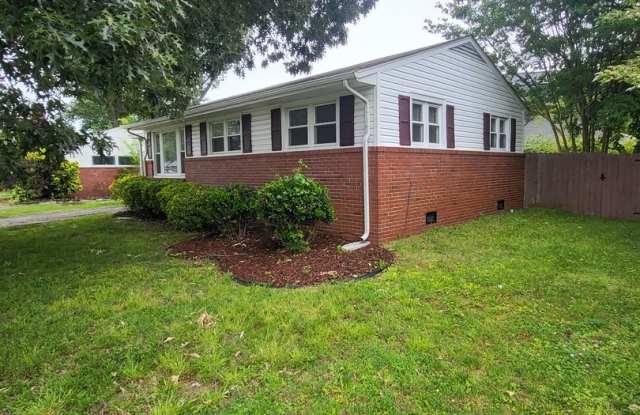 AZALEA ACRES - 5745 Leslie Avenue, Norfolk, VA 23518