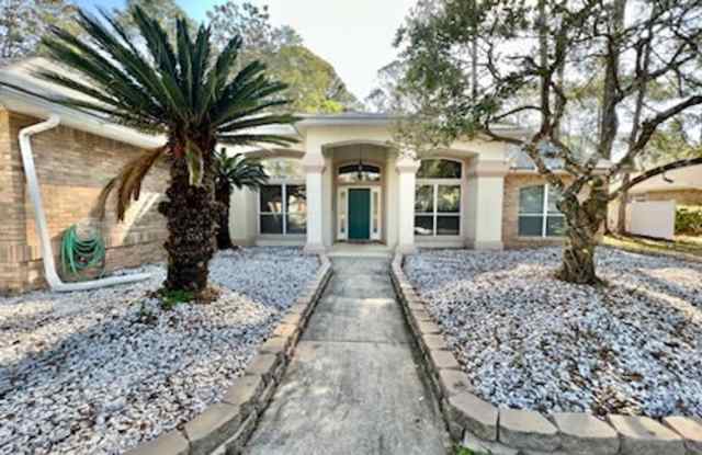 209 Yacht Club Drive - 209 Yacht Club Drive, Niceville, FL 32578