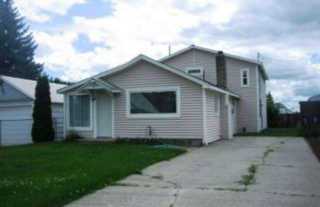 4 bedroom 2 bath coming soon Updated photos coming soon Gallery 1