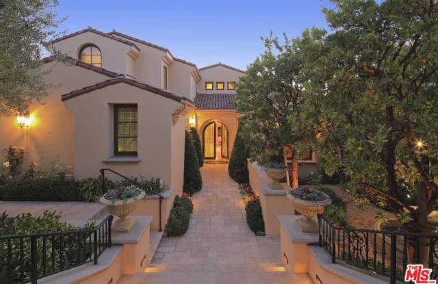 2167 SHERINGHAM Lane Gallery 3