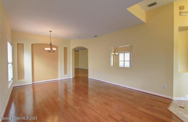 1648 Kestrel Court Gallery 4