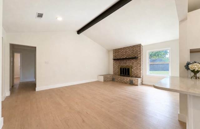 Beautifully Renovated 3 Bedroom/2 Bathroom Home in North Belton! Gallery 4