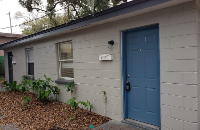 7208 N Nebraska Ave #6 - 7208 Nebraska Avenue, Tampa, FL 33604