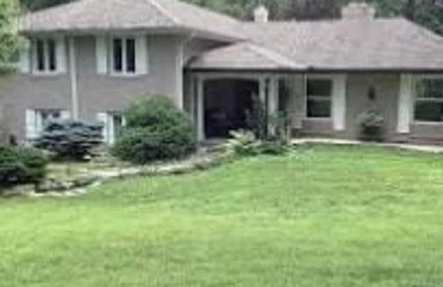 327 STRATHMORE DRIVE photos photos