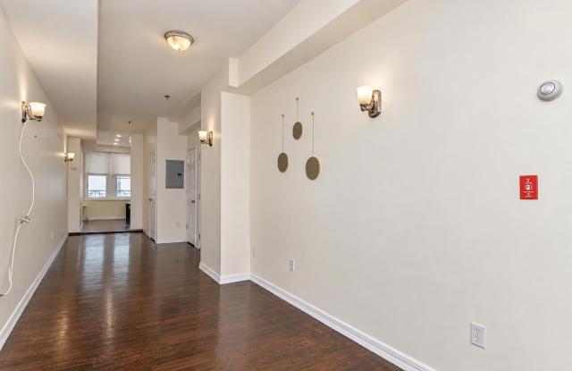 231 GRAND ST Gallery 4