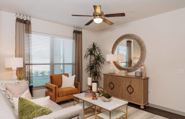 Los Robles Apartments Gallery 2