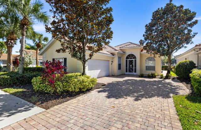 ** ISLAND WALK ** 3 BED + DEN / 2.5 BATH - POOL HOME - AMAZING AMENITIES - PET OK - ANNUAL RENTAL photos photos
