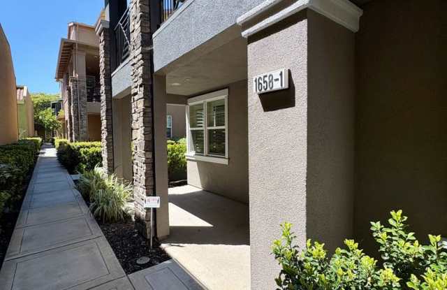 Spacious 4-Bedroom Townhouse photos photos Spacious 4-Bedroom Townhouse photos photos