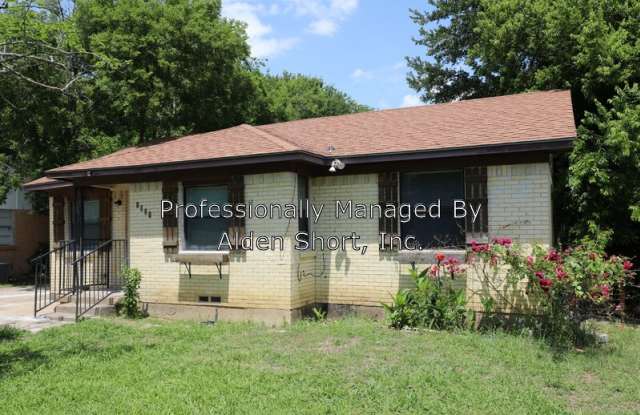1321 Woodcrest Dr - 1321 Woodcrest Drive, Mesquite, TX 75149