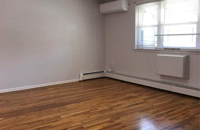 1846 Bussing Avenue Gallery 3