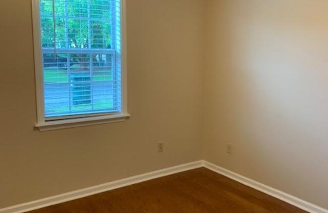 3BD/2B in Remerton. Gallery 4