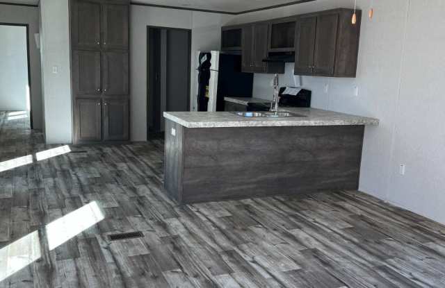 3201 Kaliste Saloom Rd. photos photos