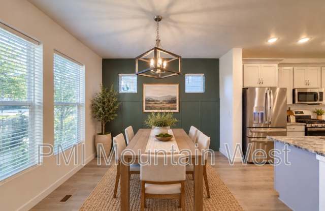 6472 W Lake Ave. Gallery 3