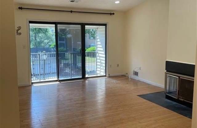 53 Taylor Drive Gallery 4