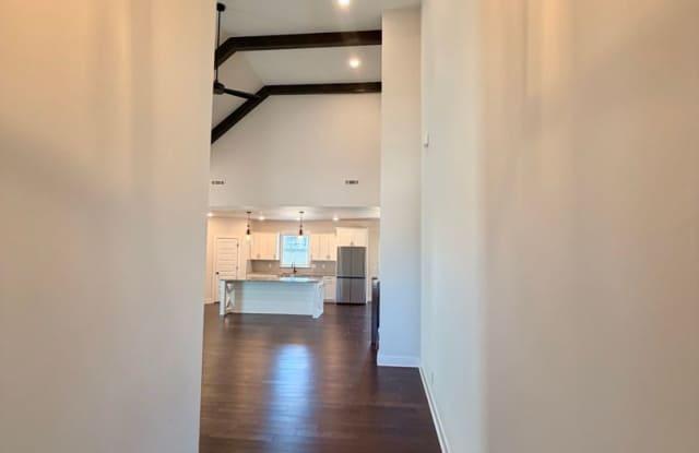 Modern Comfort Meets Style | Newer 4BR/3BA Home Gallery 3