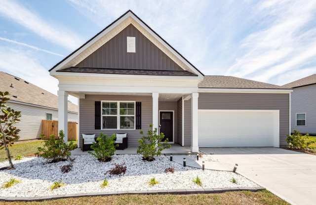 4 Bedroom, 2 Bathroom Home in Cane Bay Plantation - Summerville photos photos