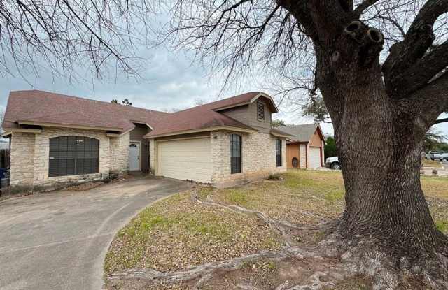 Come see this great single-story home available in Buckingham Estates subdivision! photos photos