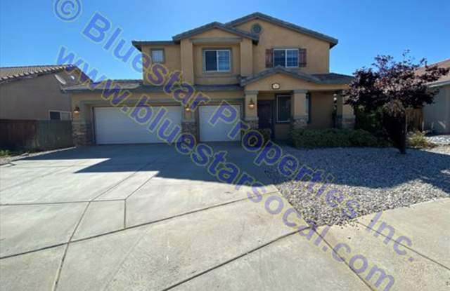 Beautiful 2 Story Home with 3 Car Garage In Victorville photos photos