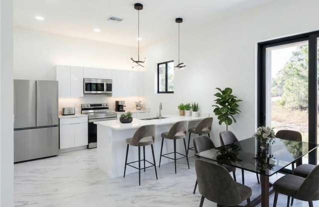 4505 NW 34th Street photos photos