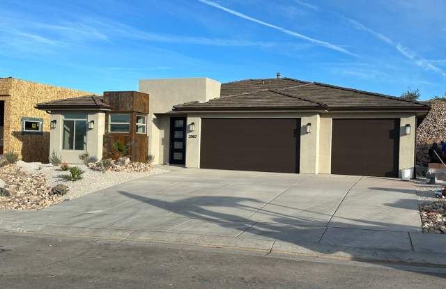 2967 E. Photinia Dr. Gallery 2
