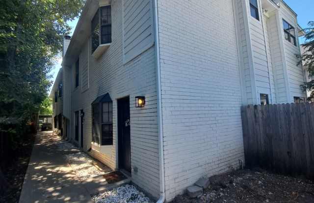 Charming 2 Bedroom Condo in the Heart of Dallas Available Now! - 2806 Knight Street, Dallas, TX 75219