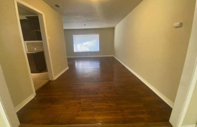 235 Blakeley Dr Gallery 3