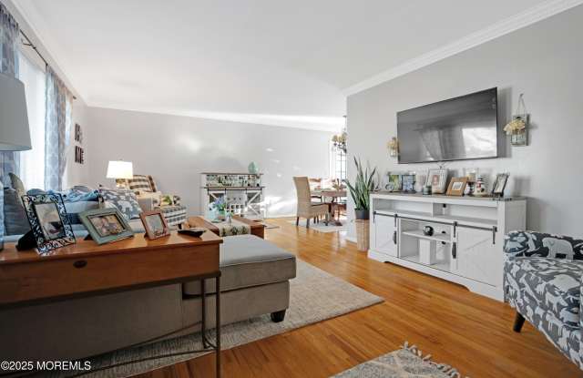 24 Charlen Road - 24 Charlen Road, Toms River, NJ 08755