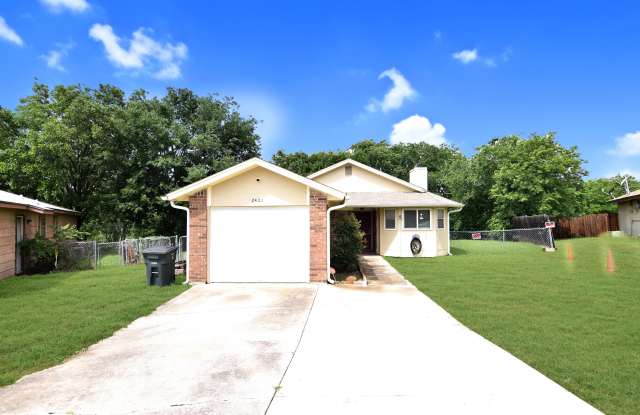 2401 Hidden Valley Dr photos photos