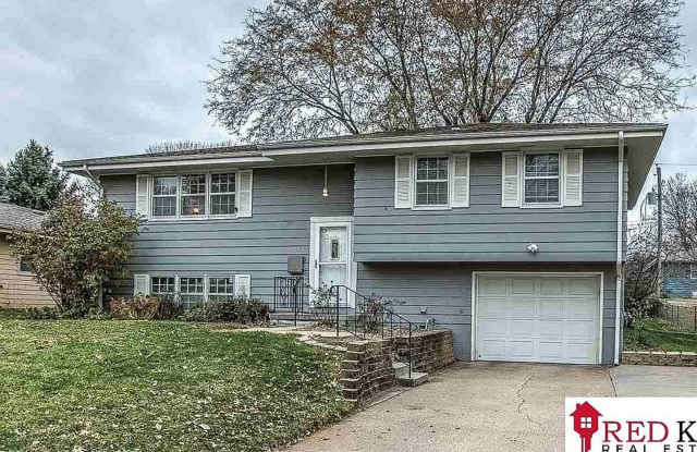 2524 S 123rd Ave | Spacious 3BR Home – 2,150 Sq Ft of Finished Comfort! - 2524 South 123rd Avenue, Omaha, NE 68144