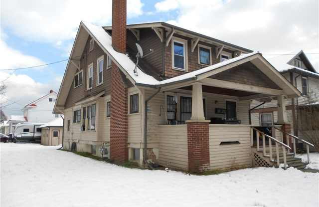 707 Southport Street - 707 Southport Street, Elmira, NY 14904