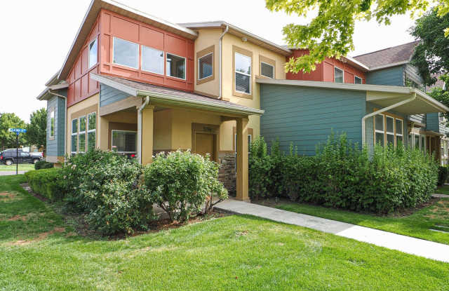 Awesome Townhome End-unit in South Jordan Gallery 3